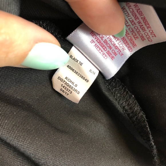 Girls black and silver skirt - Picture 4 of 5